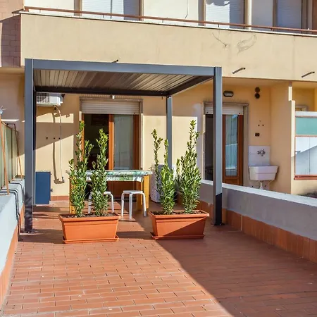 House 03 Апартаменты *